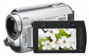 JVC Everio GZ-MG335 30GB Hard Drive Camcorder with 35x Optical Zoom (Includes Everio Dock)